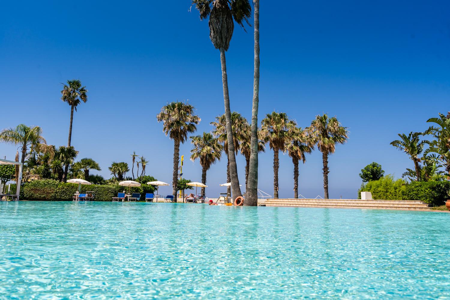 Le Dune Beach Club Messina Exteriör bild