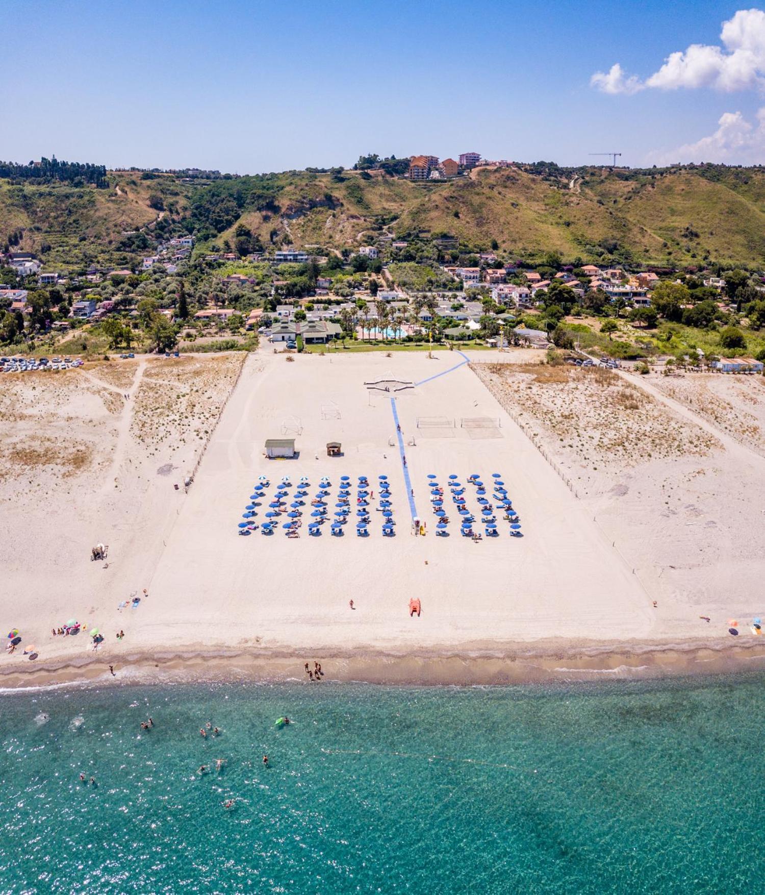 Le Dune Beach Club Messina Exteriör bild